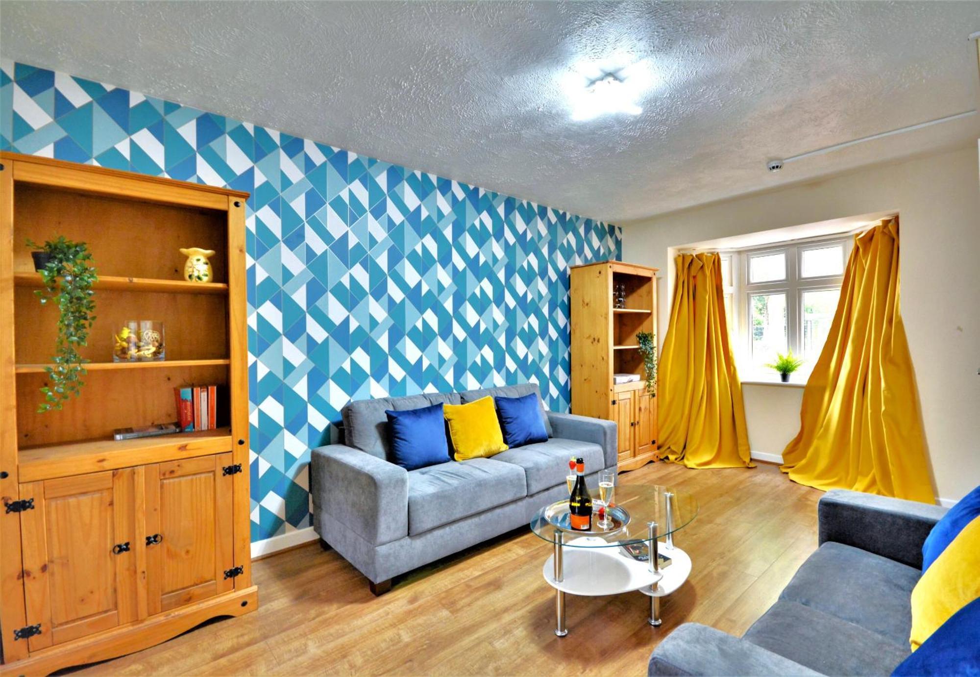 Manchester Townhouse By Bevolve - 4 Bedrooms - Free Parking Exterior photo
